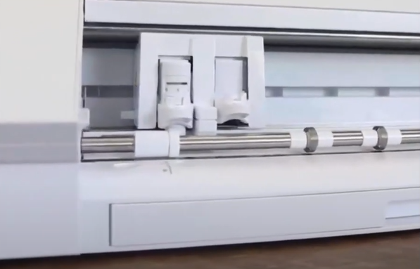 Learn-how-to-setup-silhouette-cameo4-machine